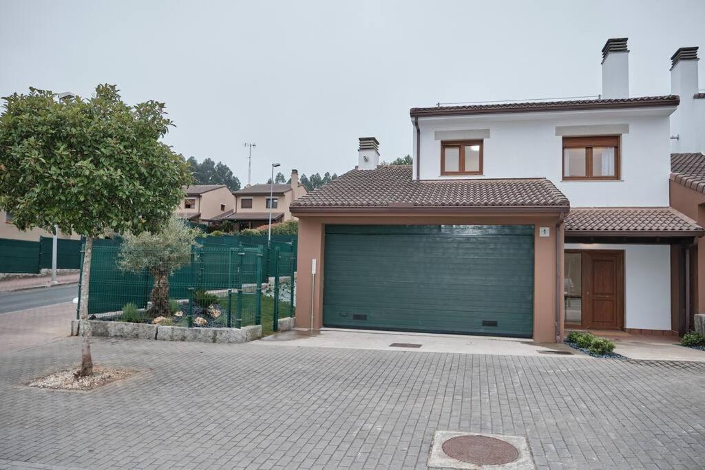 Yuhom, Casas Con Alma, Xacedos 1 Βίλα Mino Εξωτερικό φωτογραφία